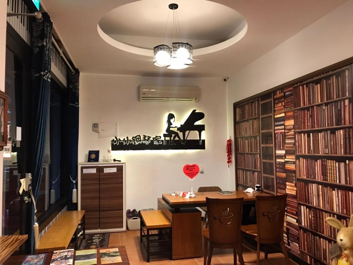 小小鋼琴家民宿&近夜市文創美食街 Hualien Dış mekan fotoğraf