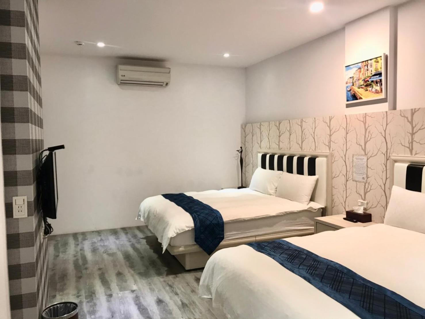 小小鋼琴家民宿&近夜市文創美食街 Hualien Dış mekan fotoğraf