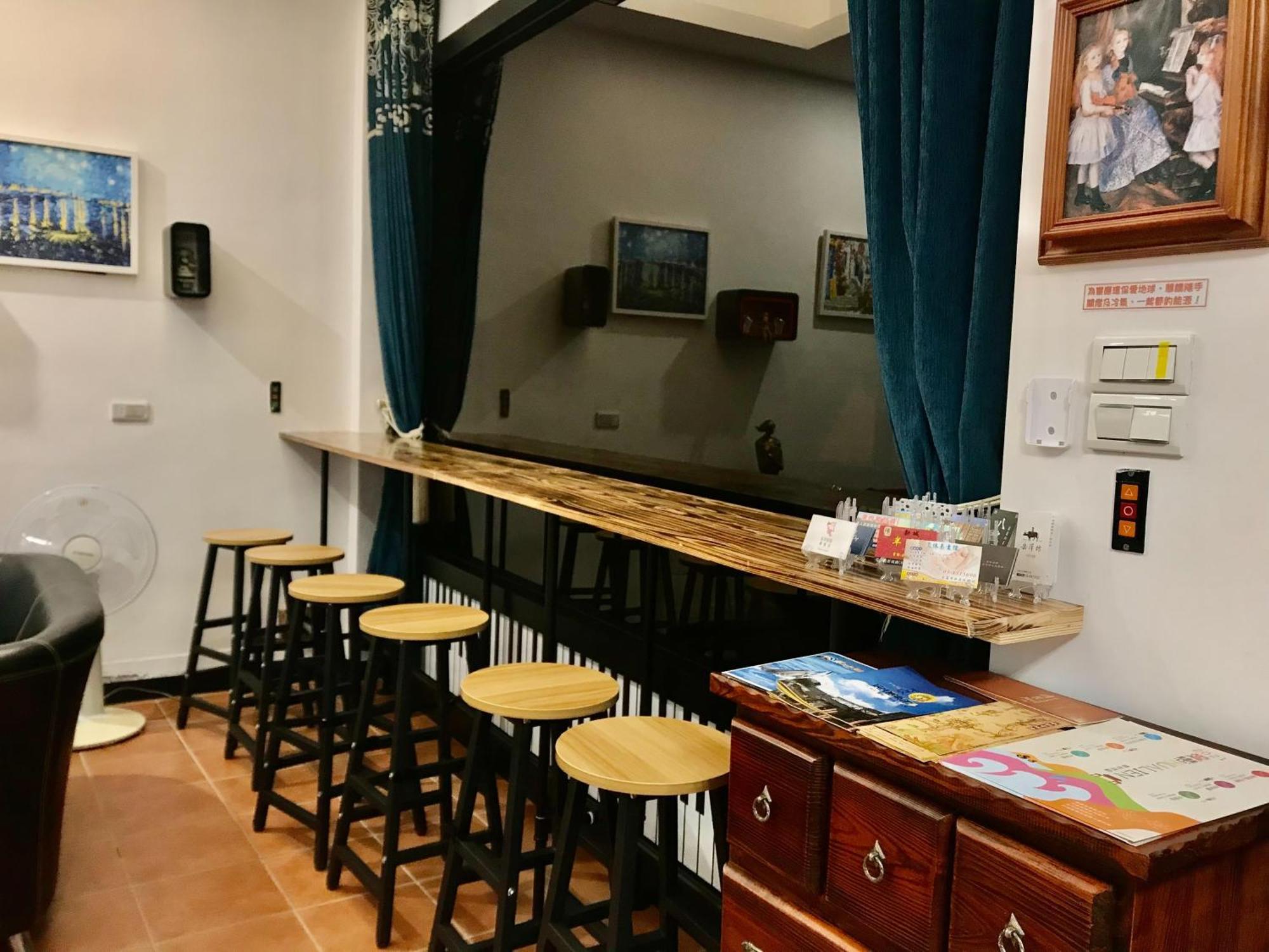 小小鋼琴家民宿&近夜市文創美食街 Hualien Dış mekan fotoğraf